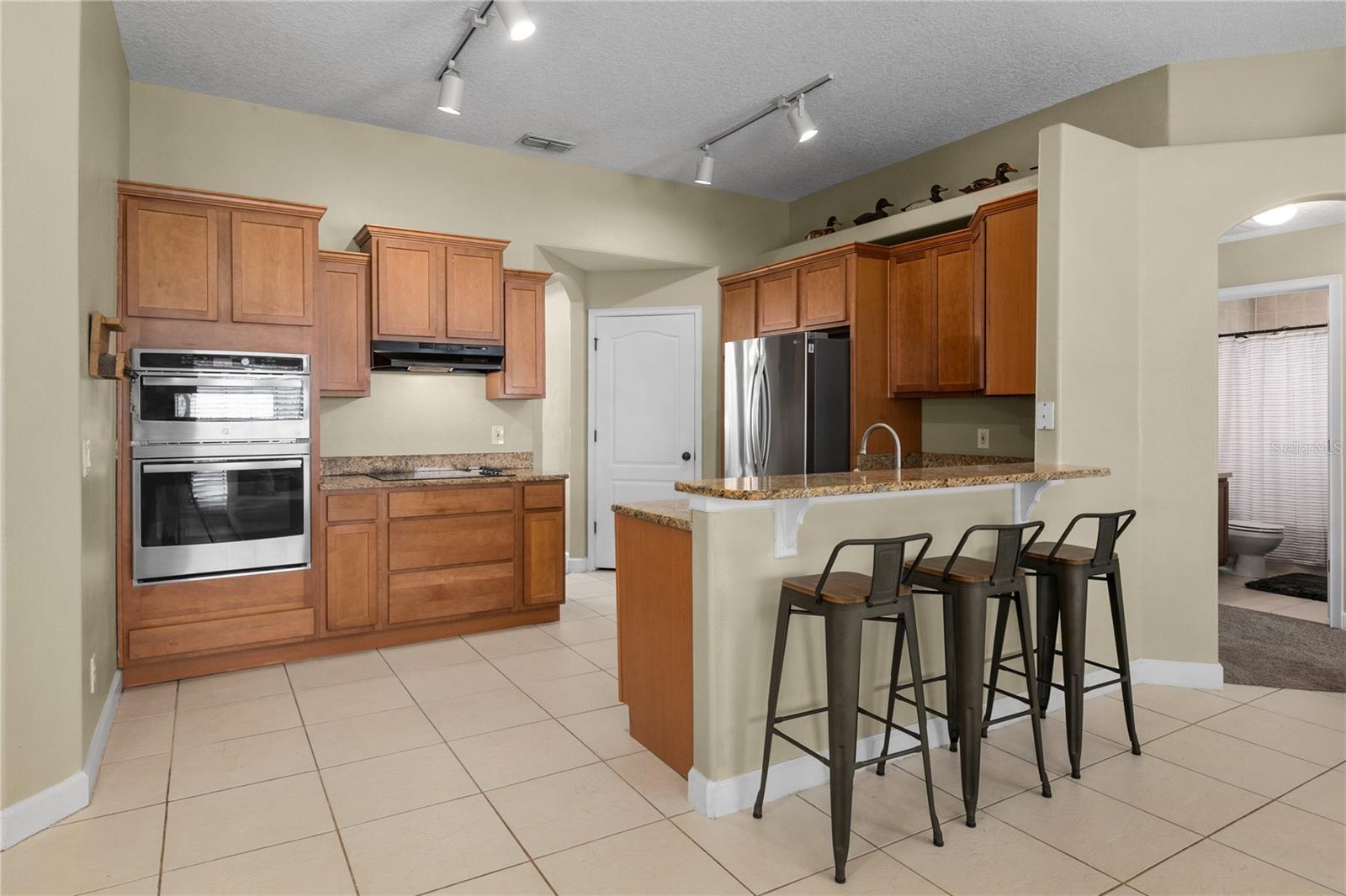 27637 LISA DR, TAVARES, FL, 32778