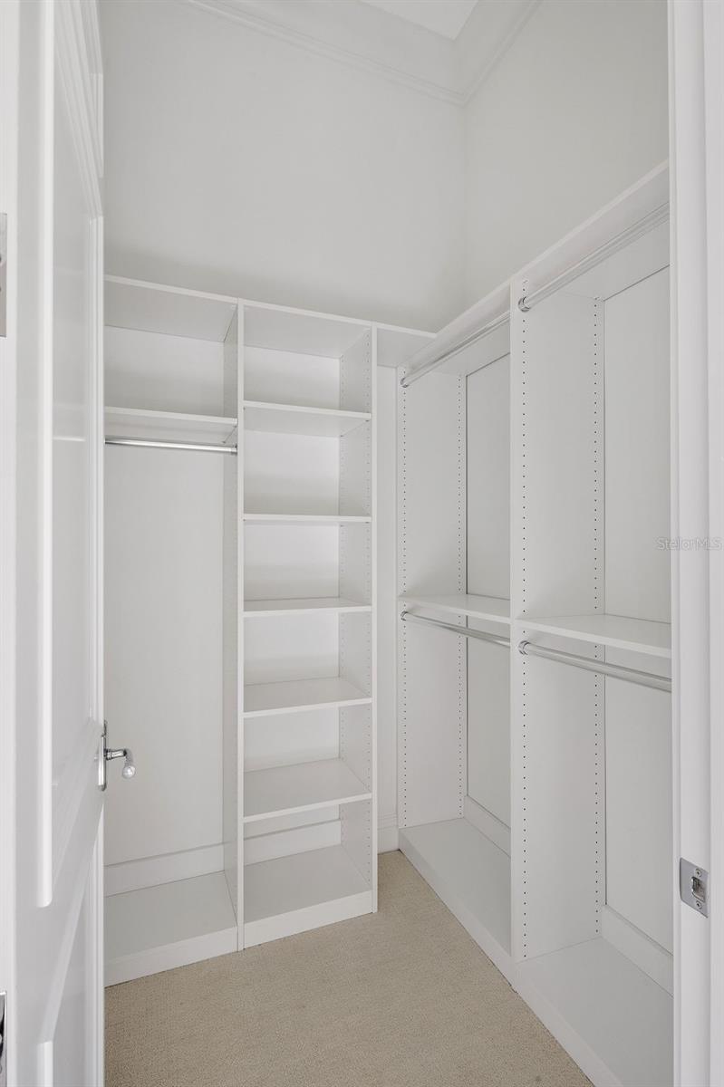 A4624804 Property Photo