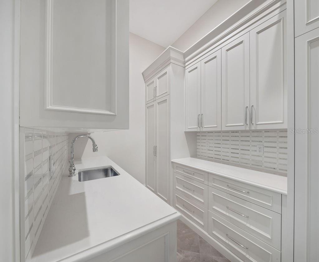 A4624804 Property Photo