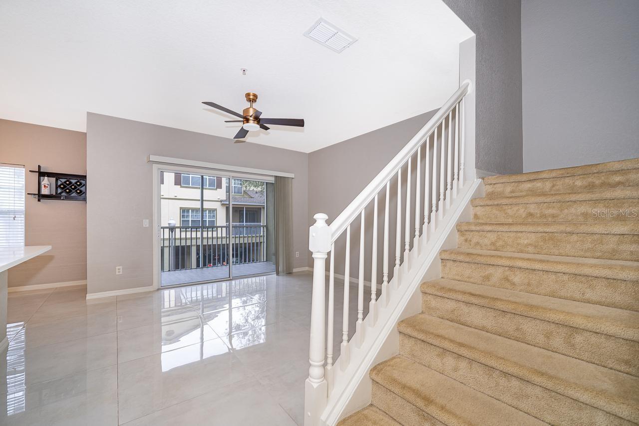 2352 GRAND CENTRAL PKWY #9, ORLANDO, FL, 32839