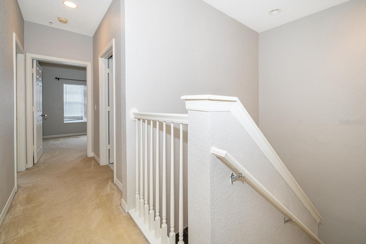 2352 GRAND CENTRAL PKWY #9, ORLANDO, FL, 32839