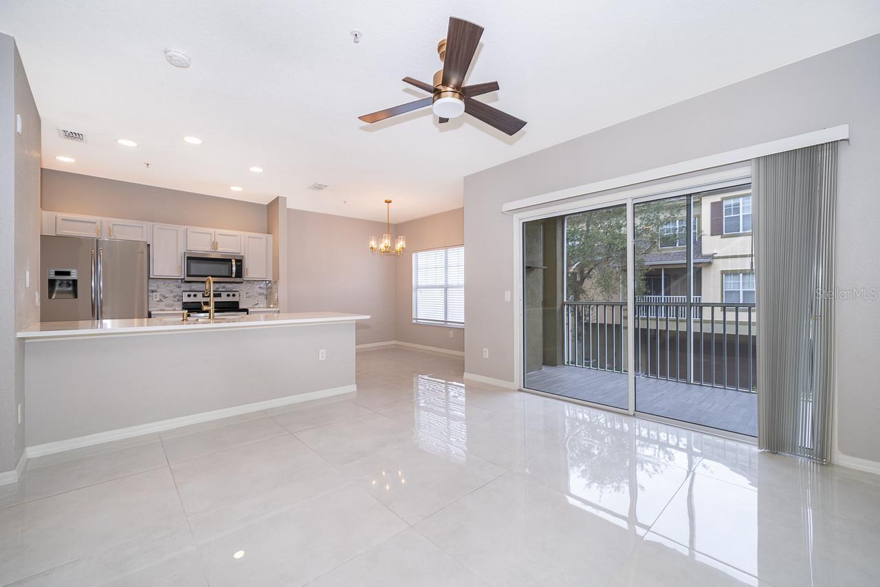 2352 GRAND CENTRAL PKWY #9, ORLANDO, FL, 32839