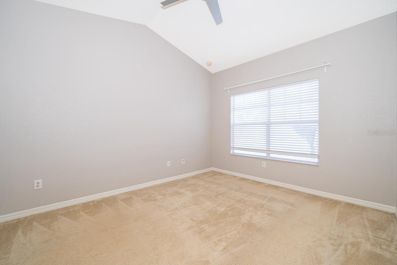 2352 GRAND CENTRAL PKWY #9, ORLANDO, FL, 32839