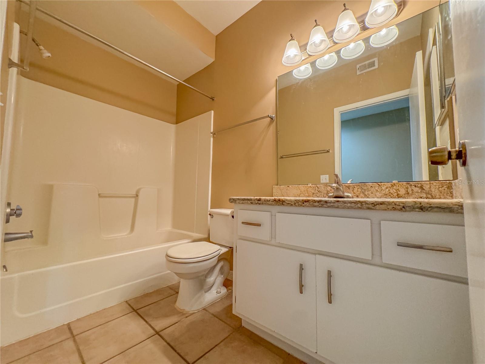 4700 SW ARCHER RD #13, GAINESVILLE, FL, 32608