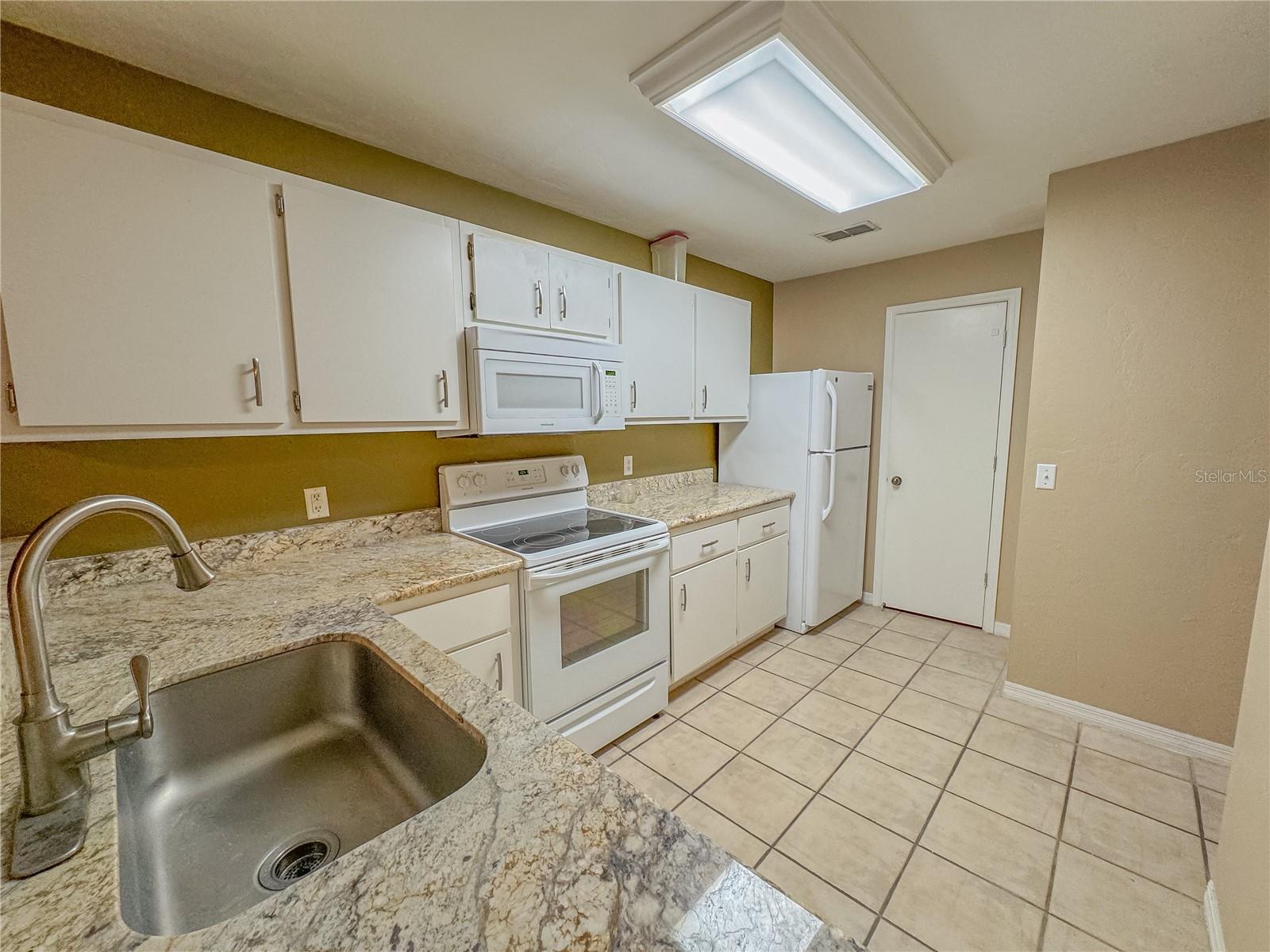4700 SW ARCHER RD #13, GAINESVILLE, FL, 32608