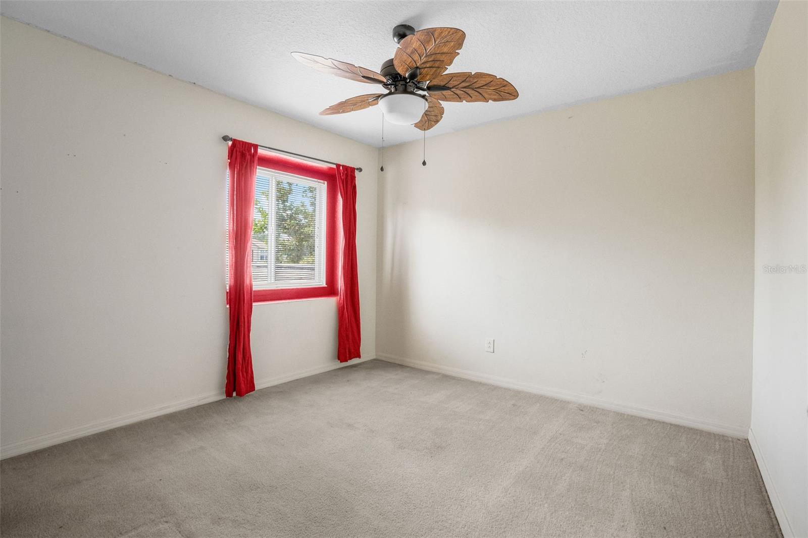 423 CHIMNEY ROCK DR, RUSKIN, FL, 33570