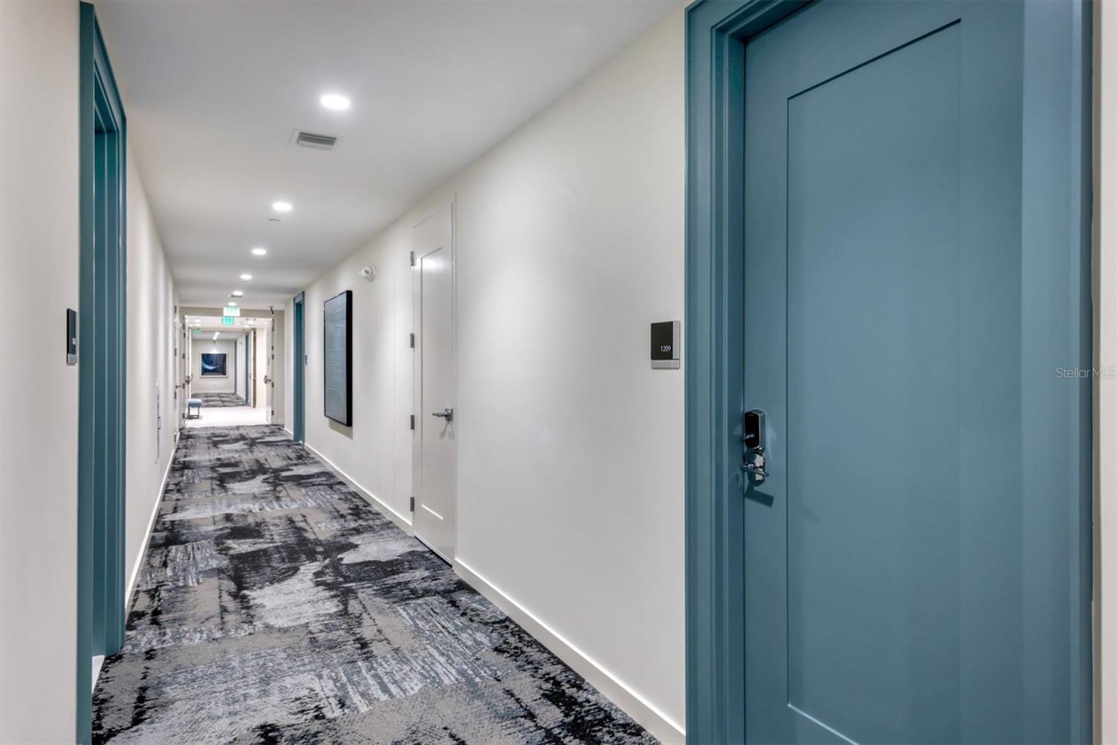 301 QUAY COMMONS #1209, SARASOTA, FL, 34236