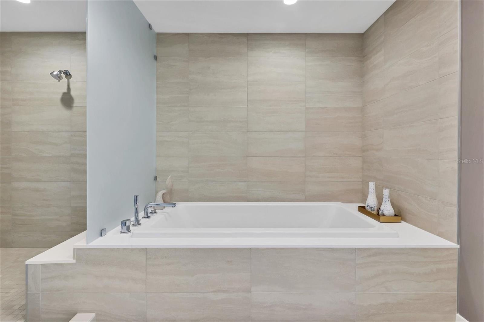 301 QUAY COMMONS #1209, SARASOTA, FL, 34236