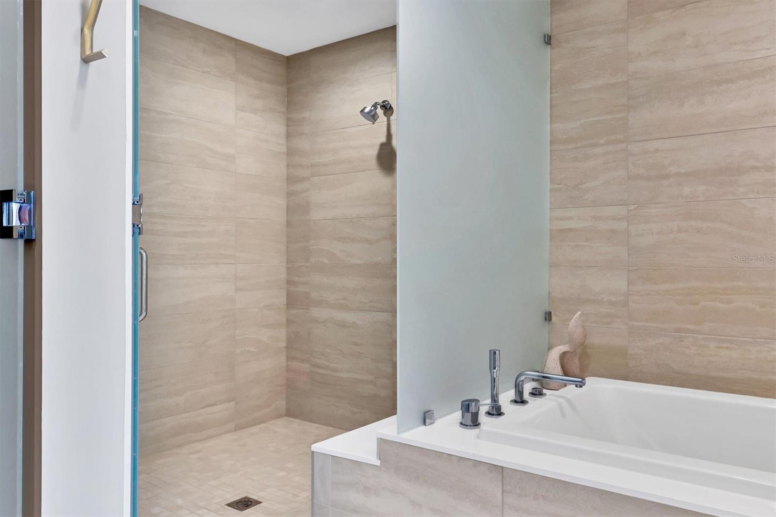 301 QUAY COMMONS #1209, SARASOTA, FL, 34236