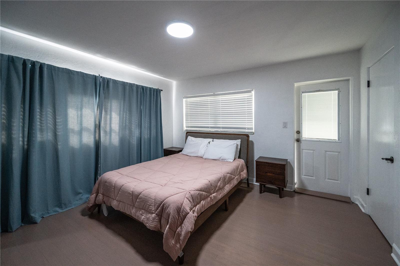 3721 S FERN CREEK AVE, ORLANDO, FL, 32806