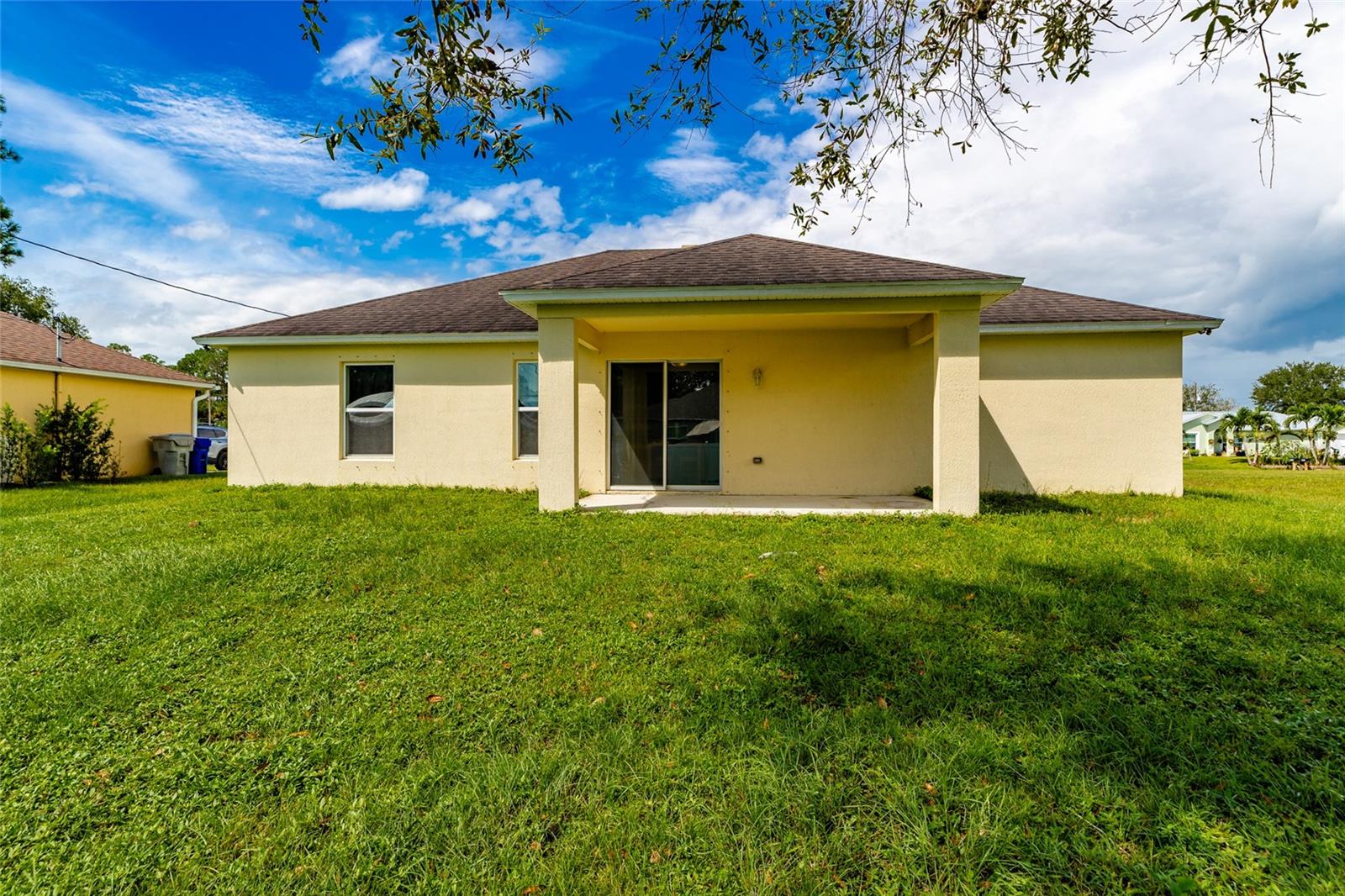 8256 104TH CT, VERO BEACH, FL, 32967