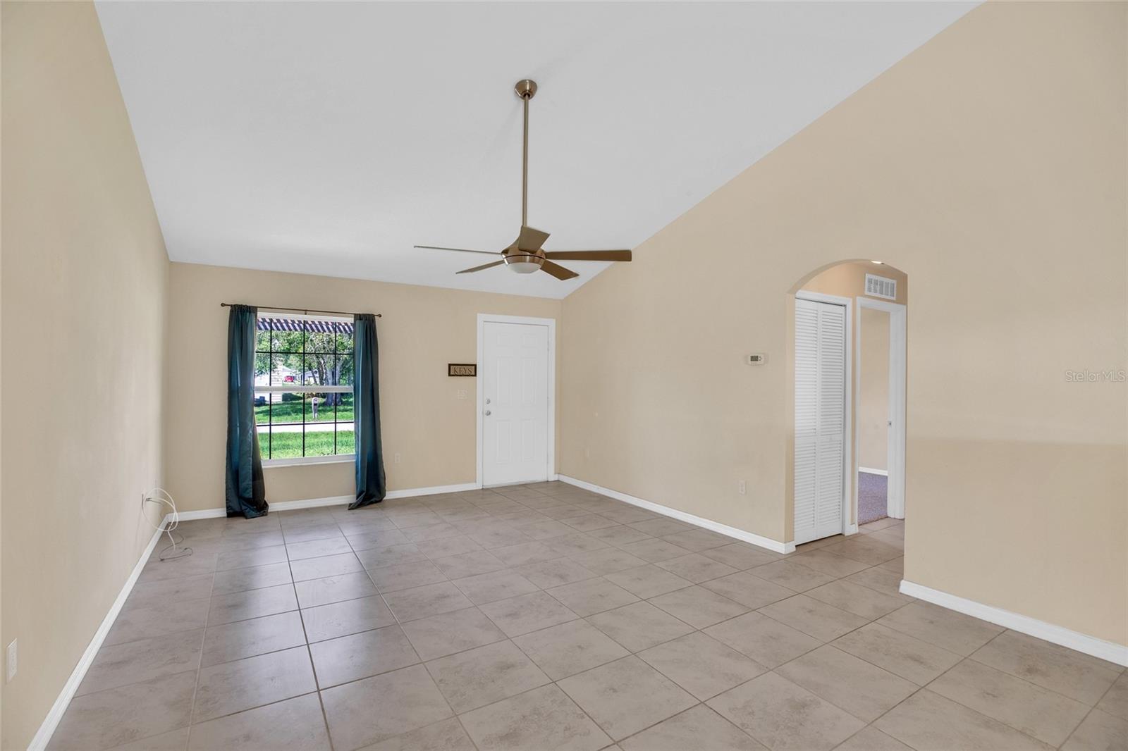 8256 104TH CT, VERO BEACH, FL, 32967