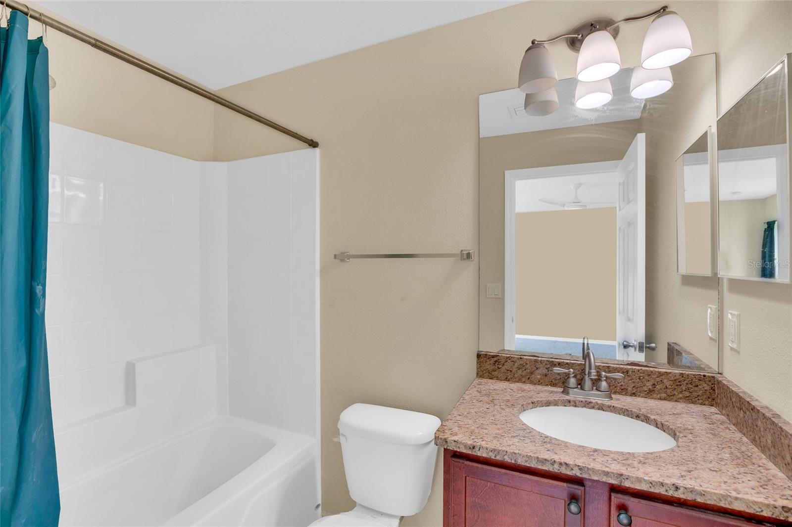 8256 104TH CT, VERO BEACH, FL, 32967