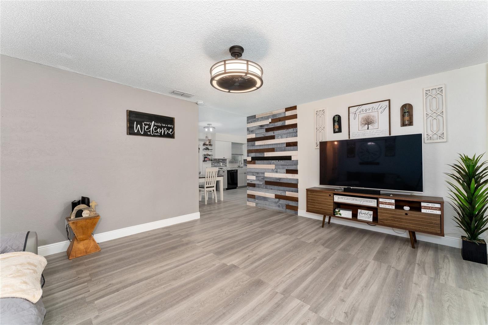 3741 CAPETOWN DR, ORLANDO, FL, 32817