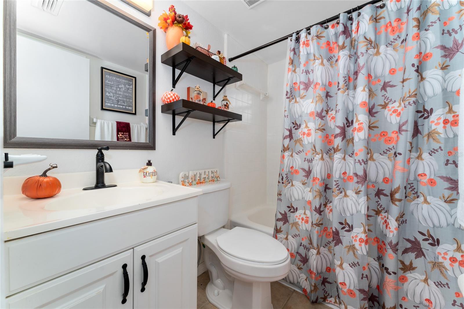 3741 CAPETOWN DR, ORLANDO, FL, 32817