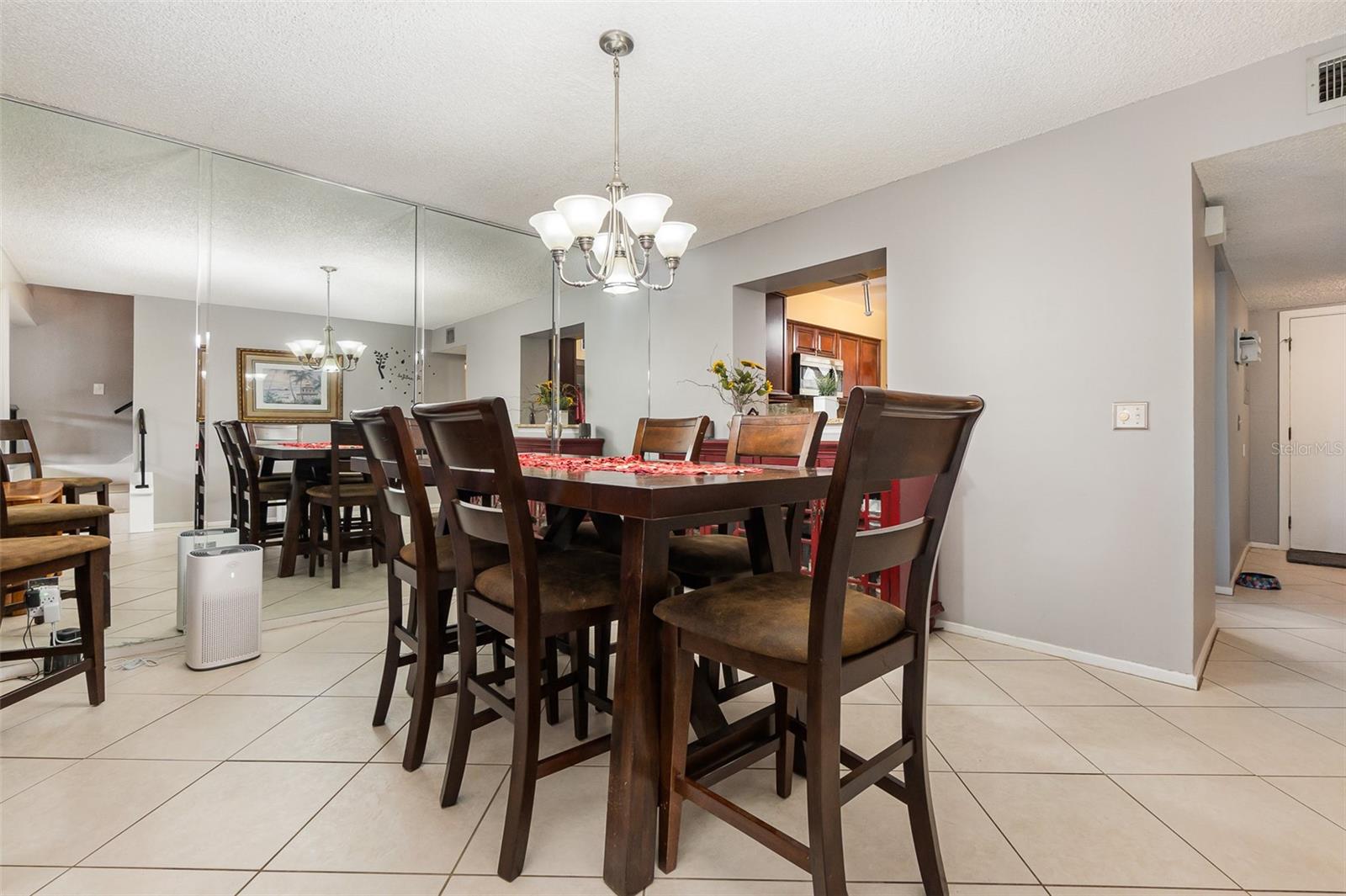 666 LAKE VILLAS DR, ALTAMONTE SPRINGS, FL, 32701