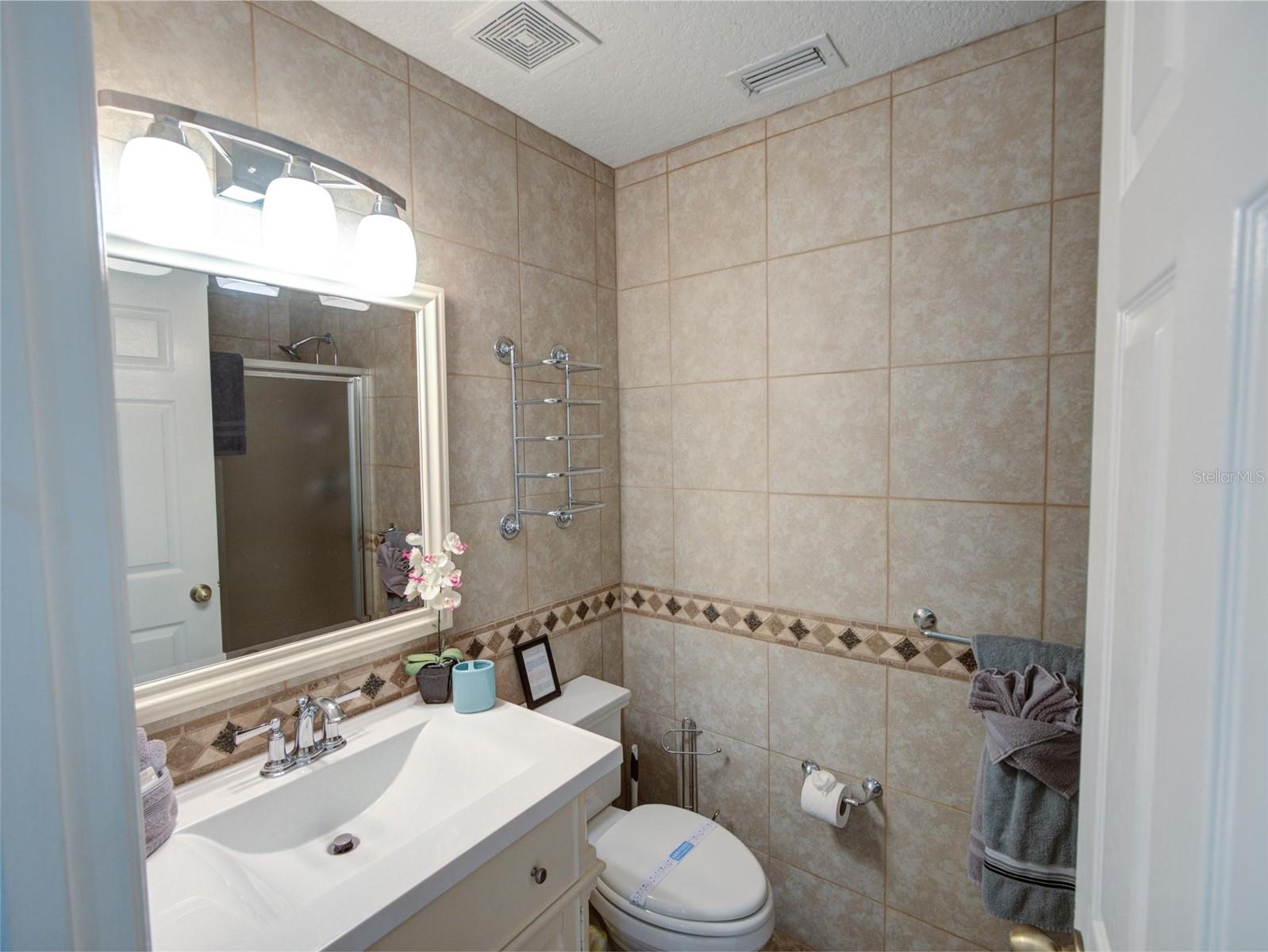 1049 LAKE BERKLEY DR, KISSIMMEE, FL, 34746