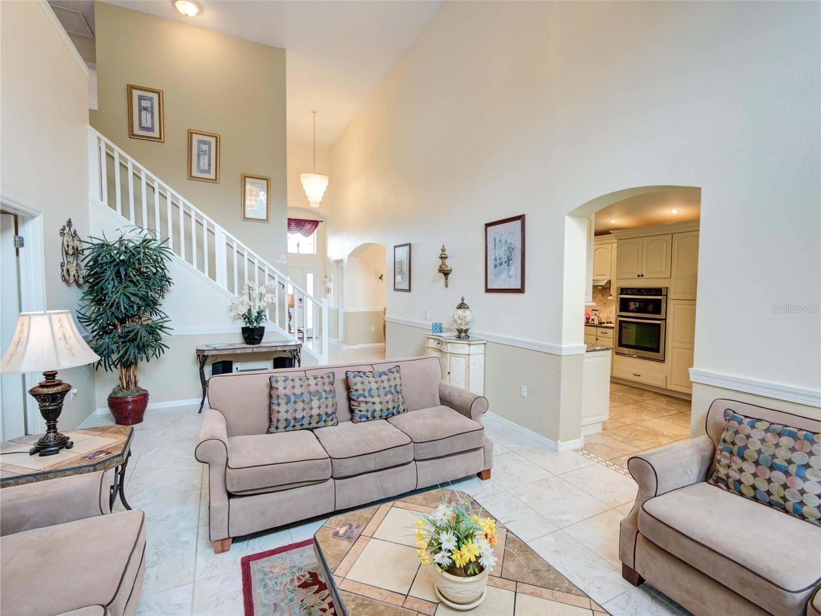 1049 LAKE BERKLEY DR, KISSIMMEE, FL, 34746