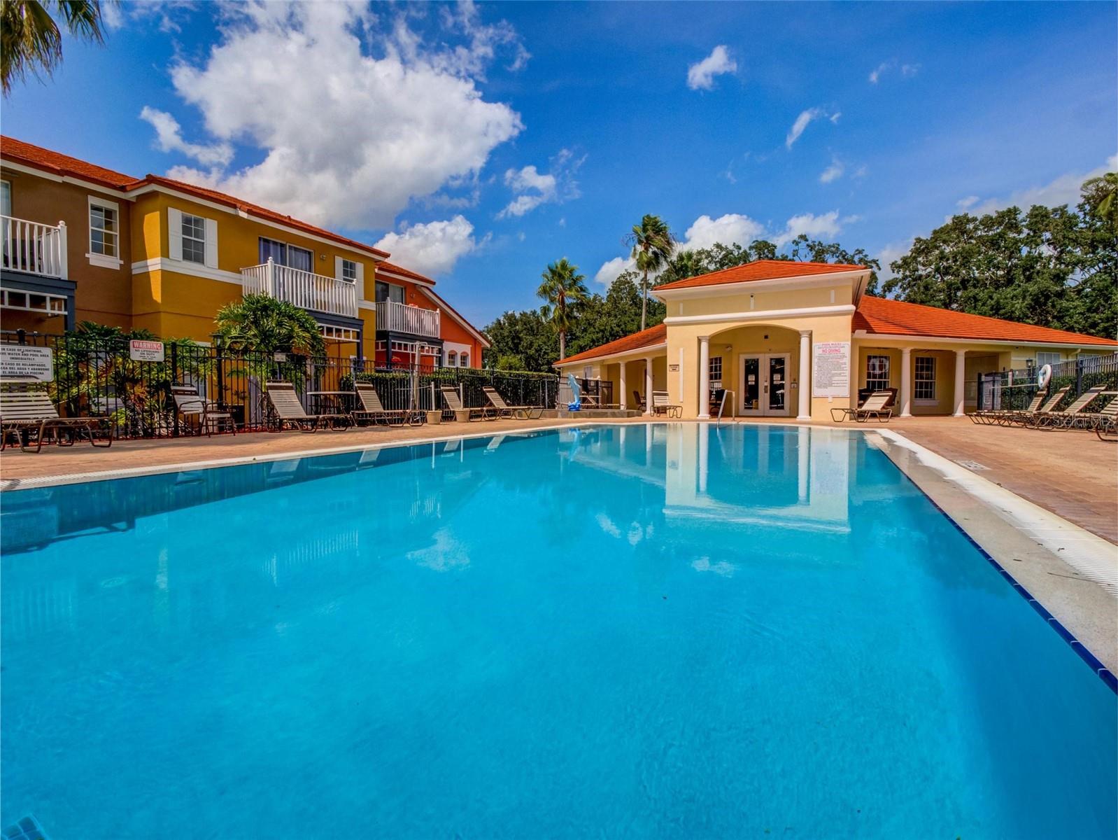1049 LAKE BERKLEY DR, KISSIMMEE, FL, 34746