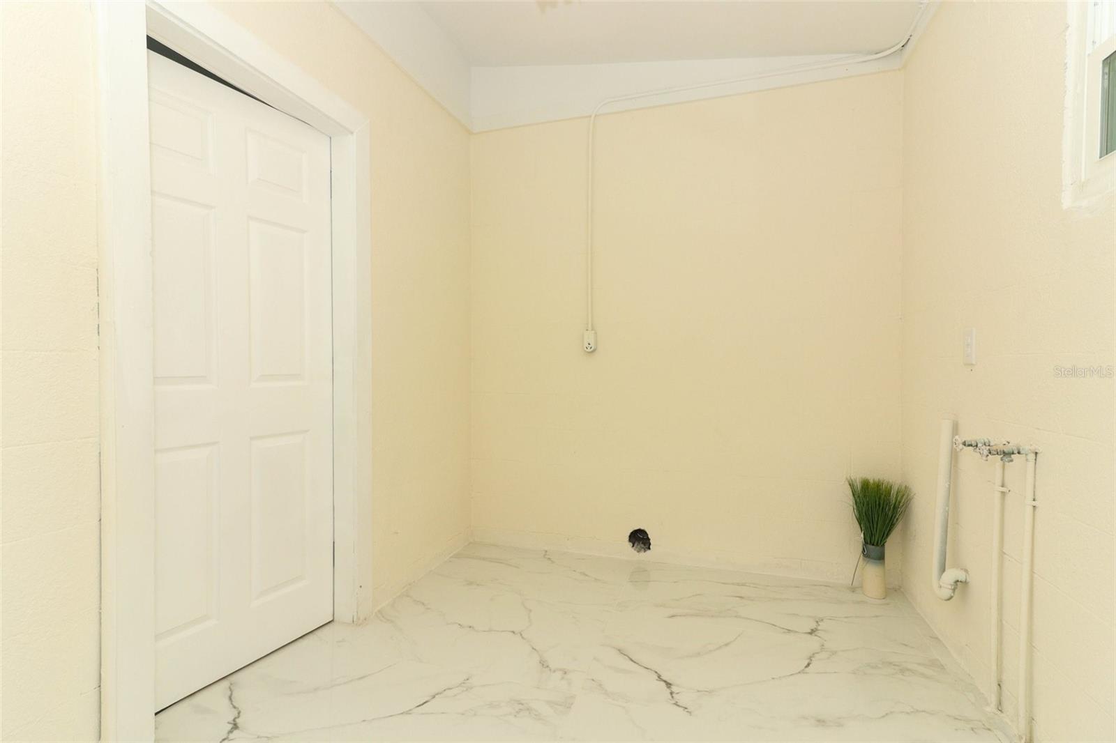 118 N SUNLAND DR, SANFORD, FL, 32773