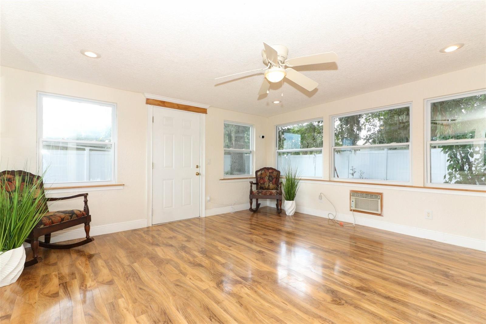 118 N SUNLAND DR, SANFORD, FL, 32773