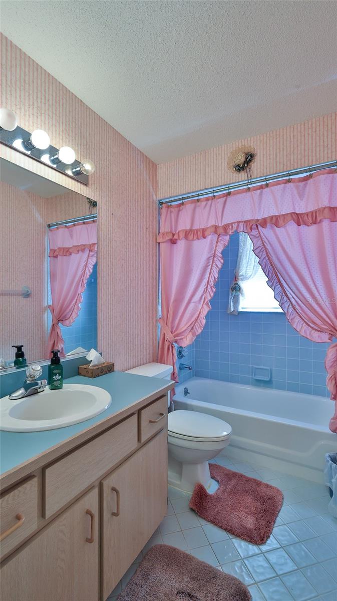 57 PARKWAY DR DR, PALM COAST, FL, 32164