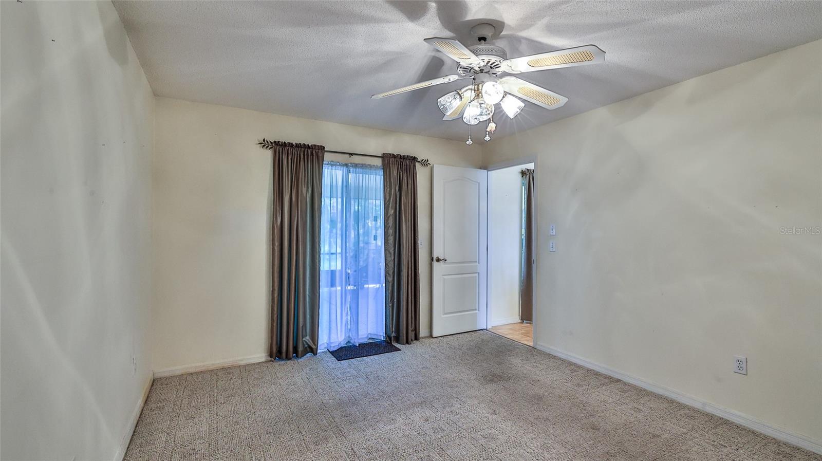 57 PARKWAY DR DR, PALM COAST, FL, 32164