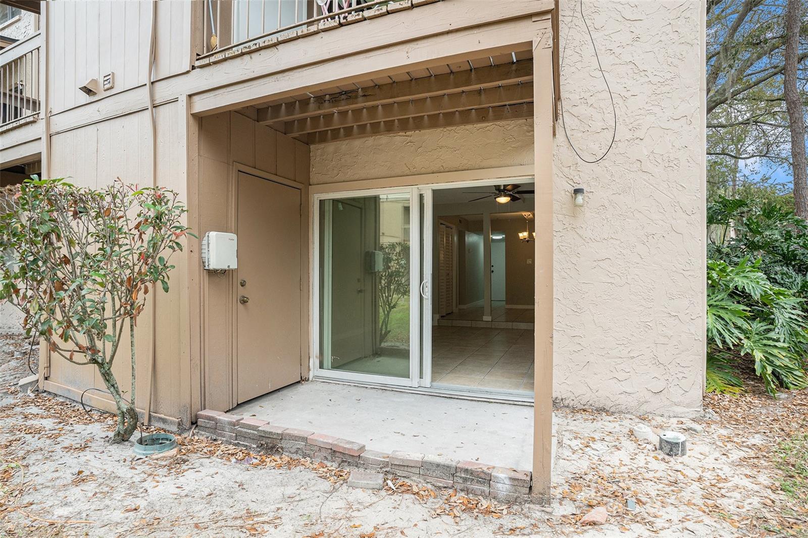 5502 LOBLOLLY CT #200/B, TAMPA, FL, 33617