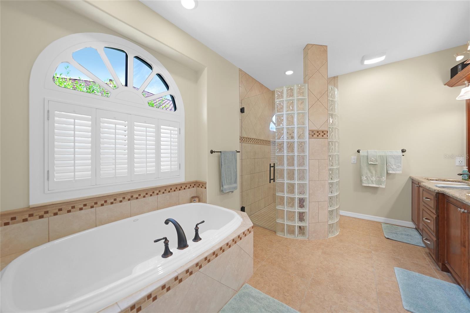 512 SAINT GIRONS CT, PUNTA GORDA, FL, 33950