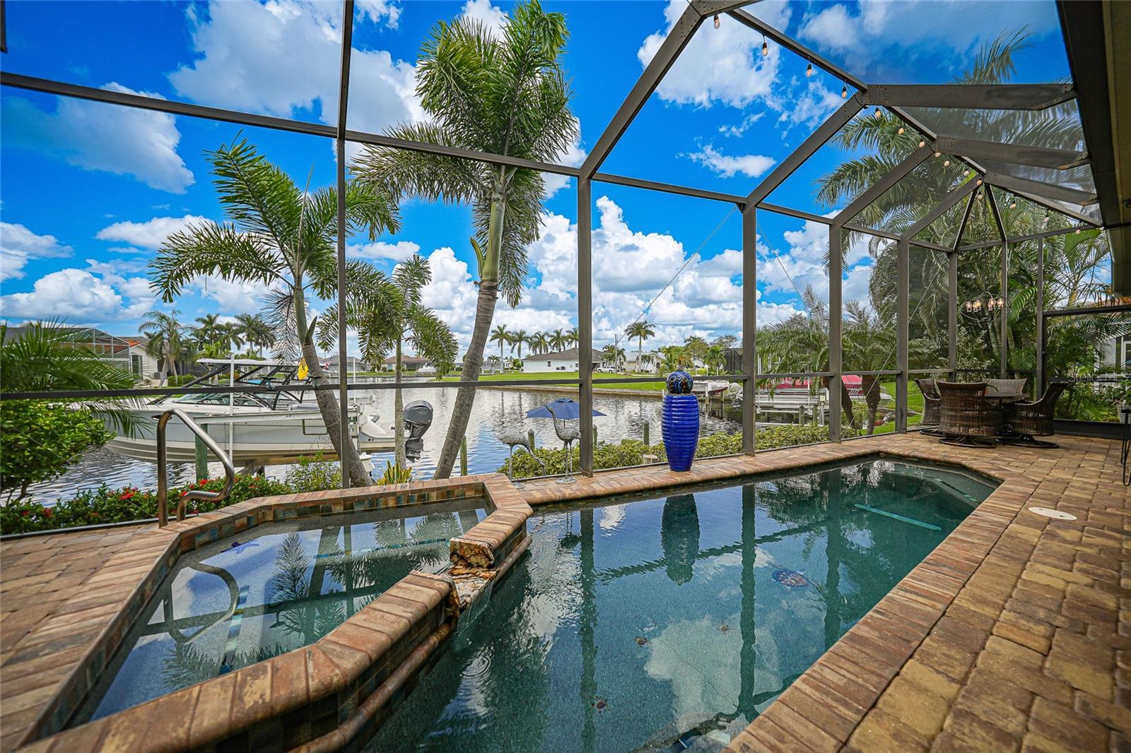 512 SAINT GIRONS CT, PUNTA GORDA, FL, 33950