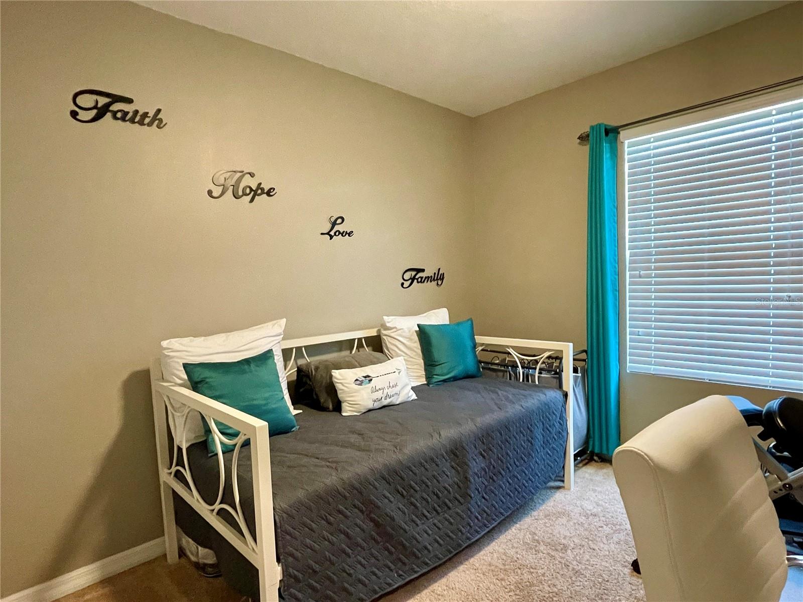 9833 HOUND CHASE DR, GIBSONTON, FL, 33534
