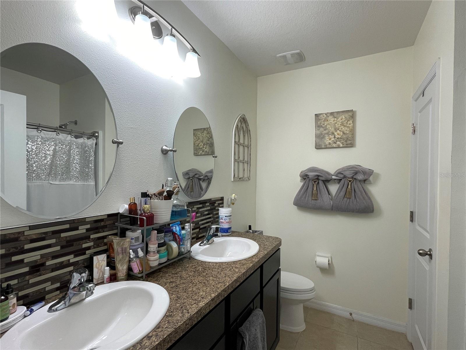 9833 HOUND CHASE DR, GIBSONTON, FL, 33534
