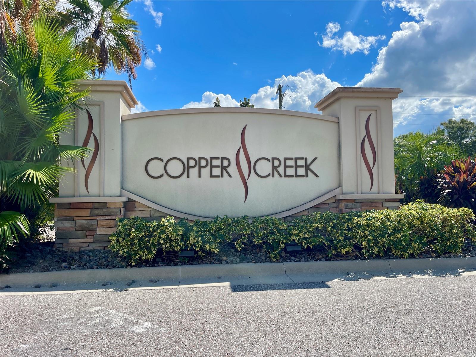 9833 HOUND CHASE DR, GIBSONTON, FL, 33534