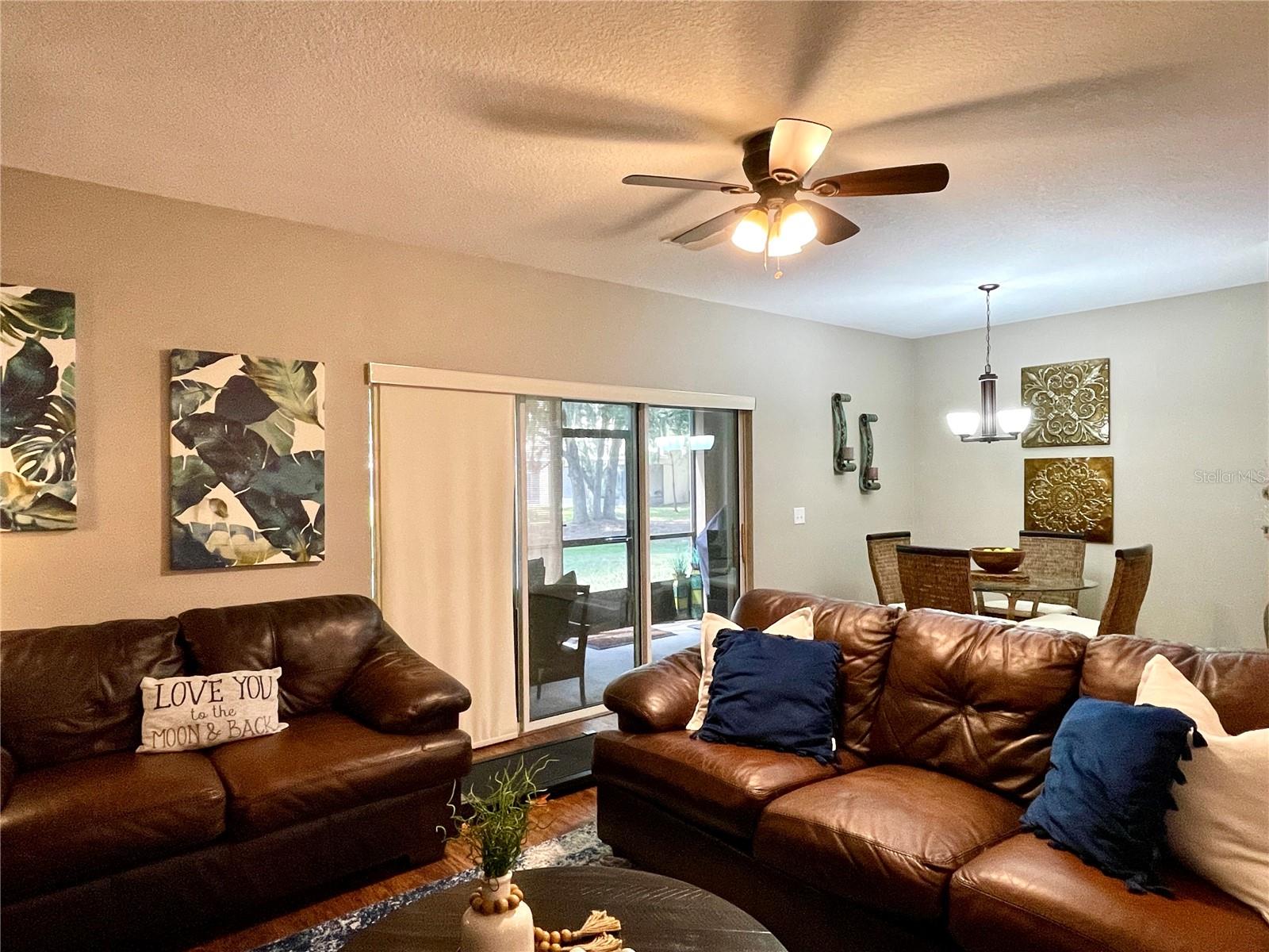 9833 HOUND CHASE DR, GIBSONTON, FL, 33534