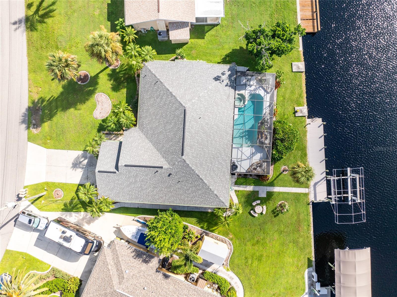 181 N WATERWAY DR NW, PORT CHARLOTTE, FL, 33952