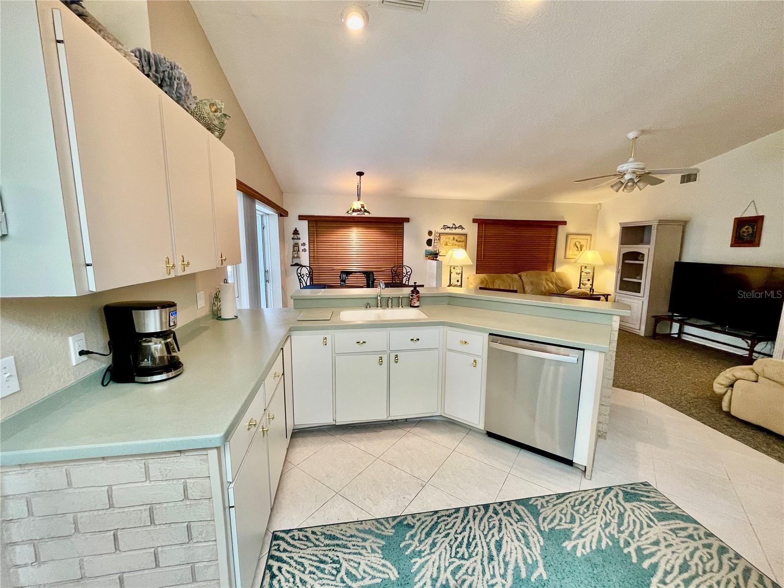 181 N WATERWAY DR NW, PORT CHARLOTTE, FL, 33952