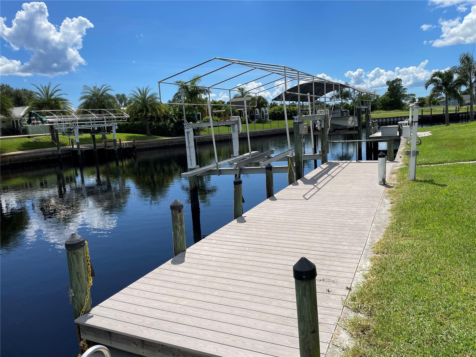 181 N WATERWAY DR NW, PORT CHARLOTTE, FL, 33952