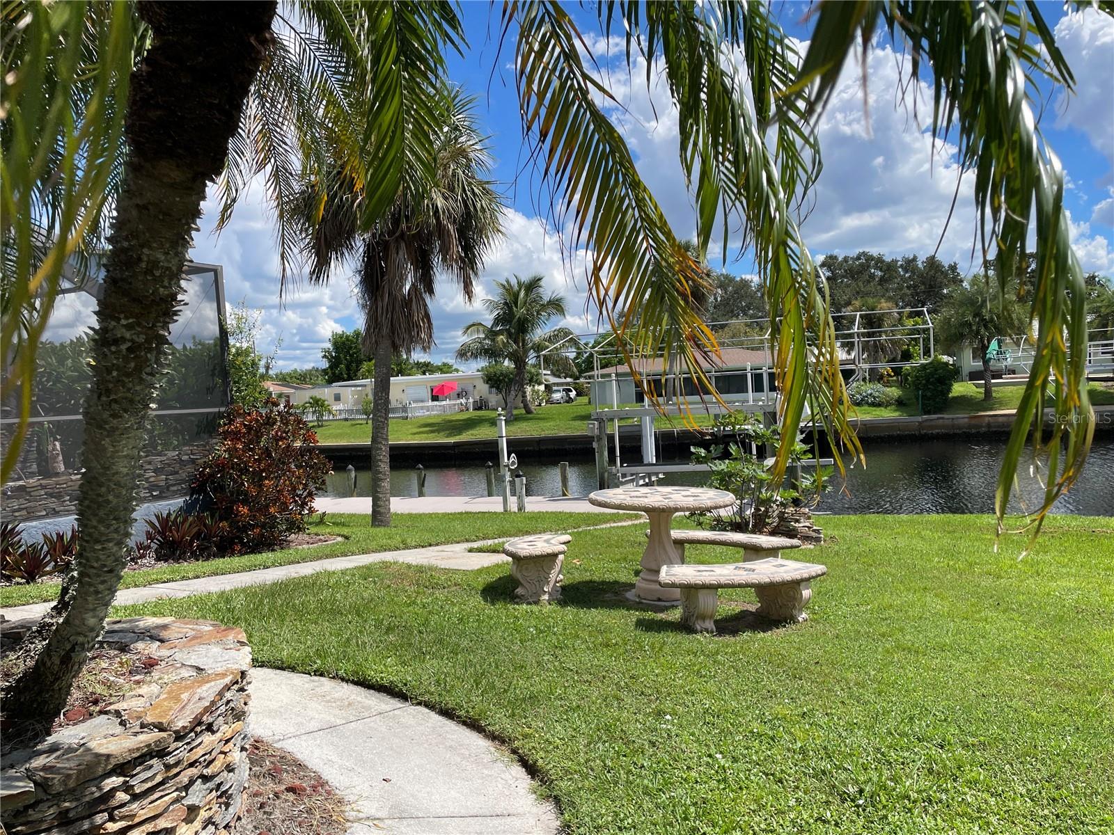 181 N WATERWAY DR NW, PORT CHARLOTTE, FL, 33952