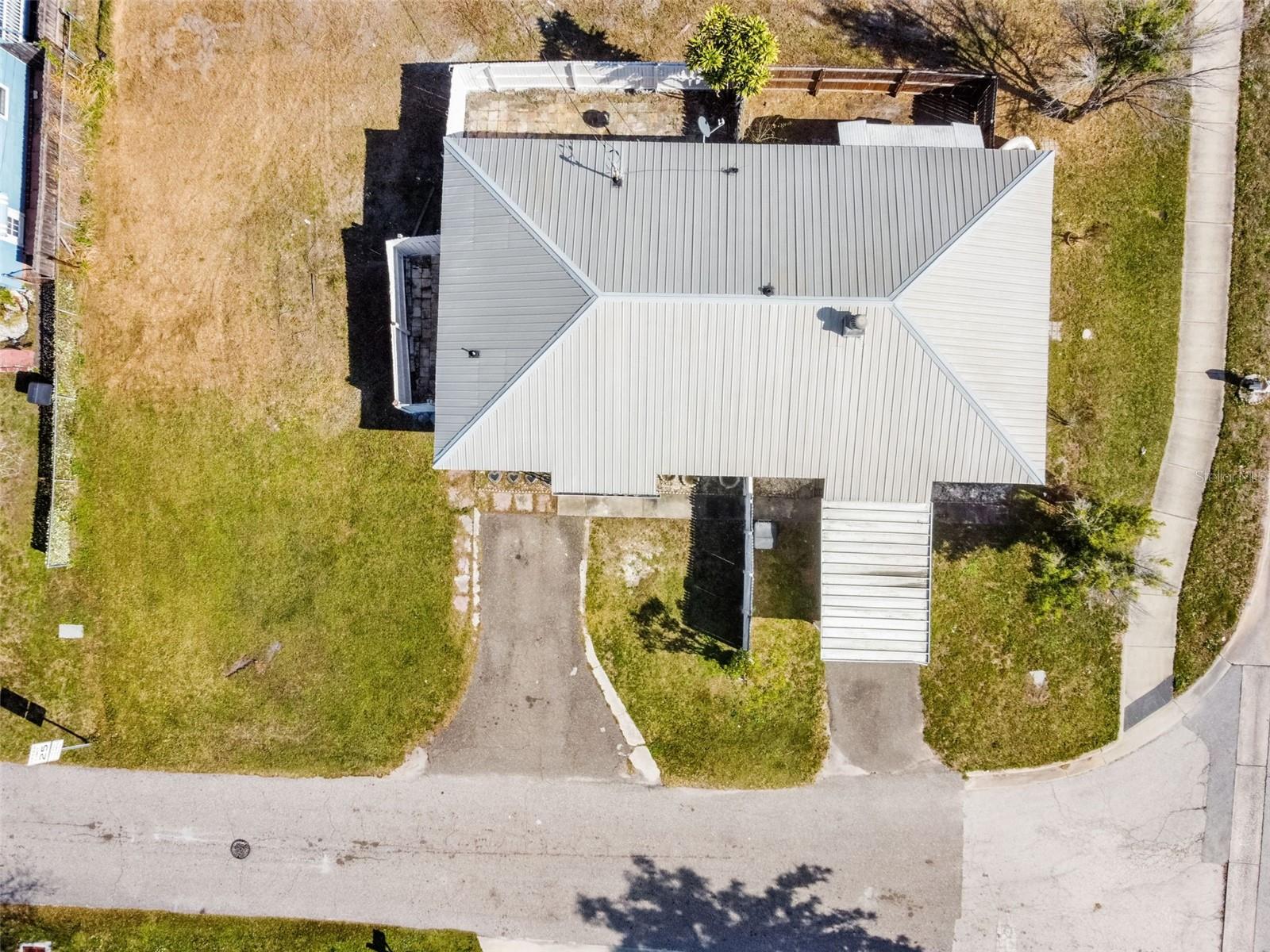 3035 62ND AVE N, ST PETERSBURG, FL, 33702