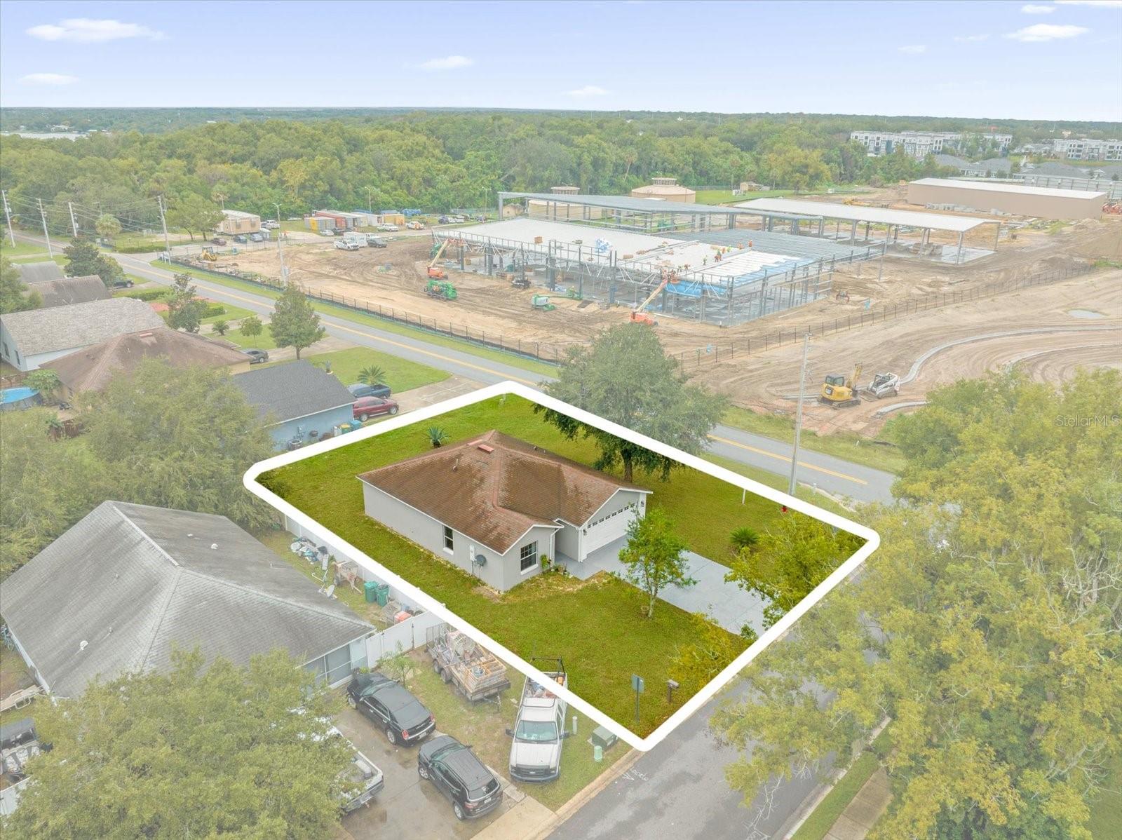 2049 N GRANDVIEW ST, MOUNT DORA, FL, 32757