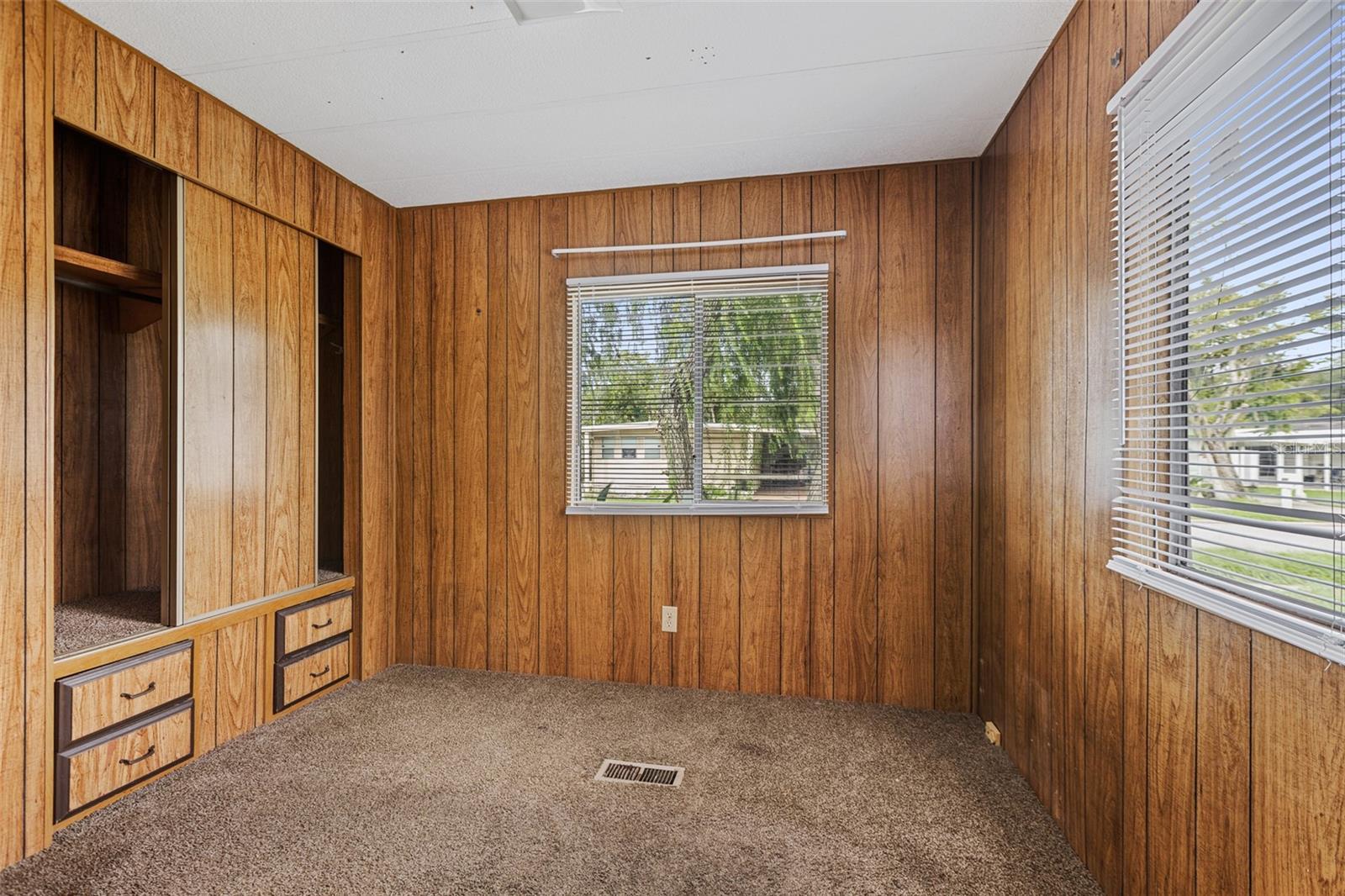 5225 SYDNEY ST, PORT ORANGE, FL, 32127