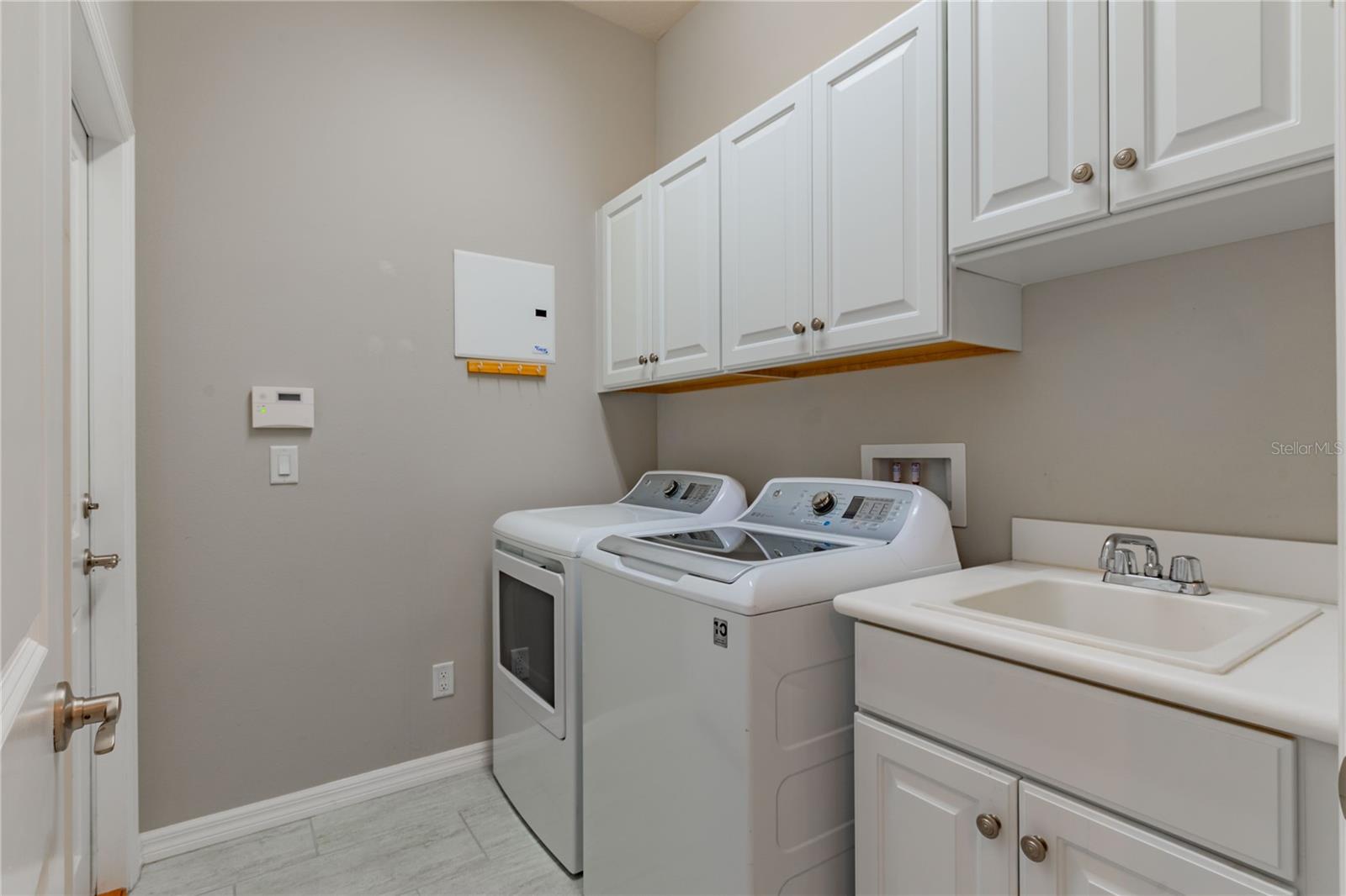 4949 GRAND BANKS DR, WIMAUMA, FL, 33598
