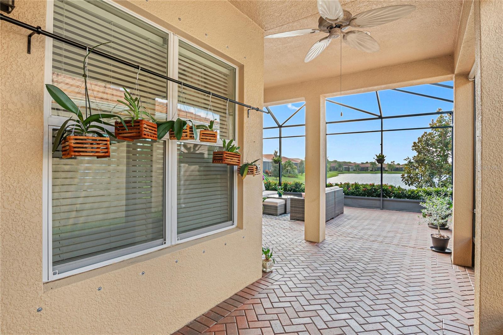 4949 GRAND BANKS DR, WIMAUMA, FL, 33598