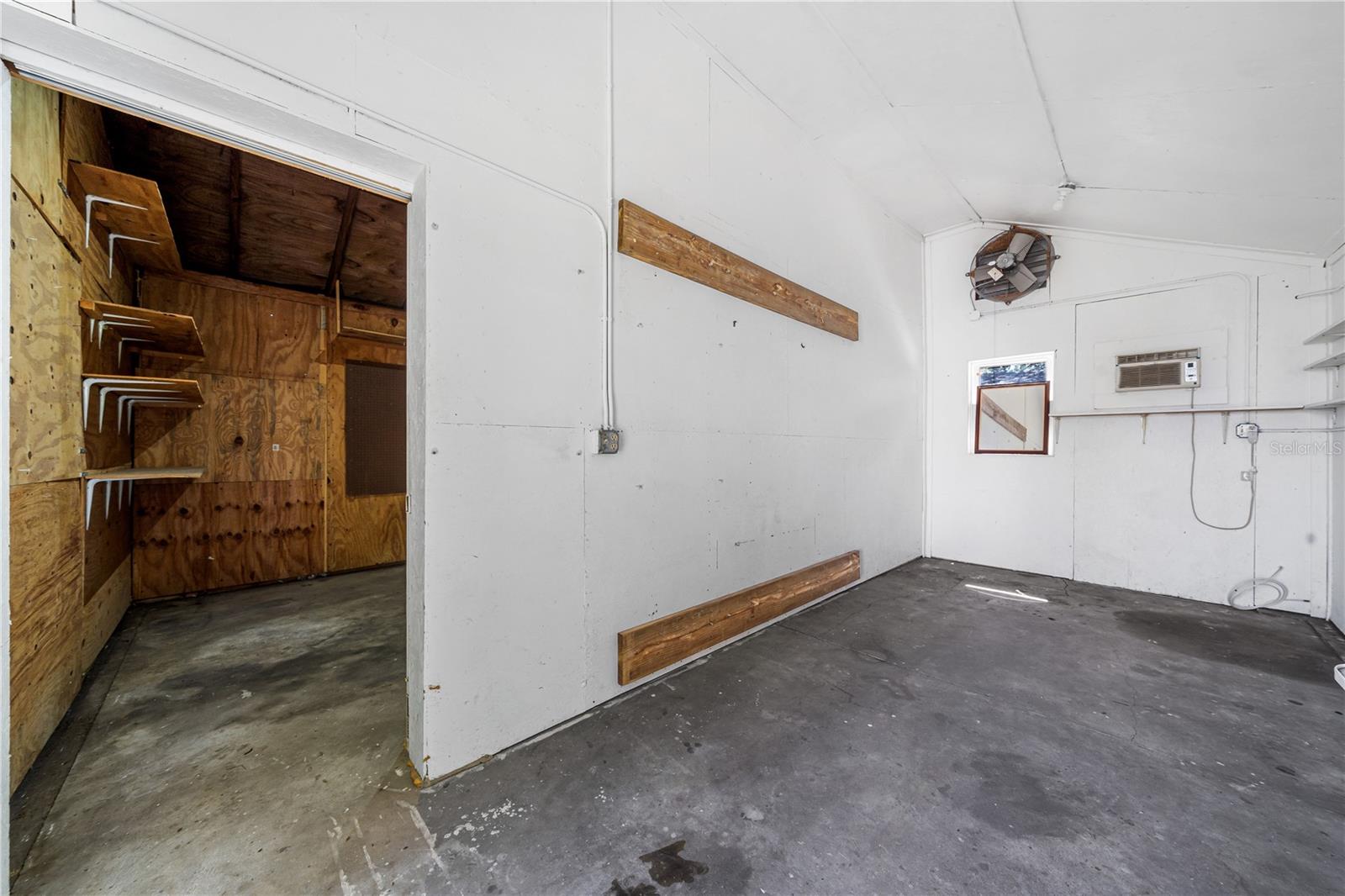 860 19 AVE N, ST PETERSBURG, FL, 33704