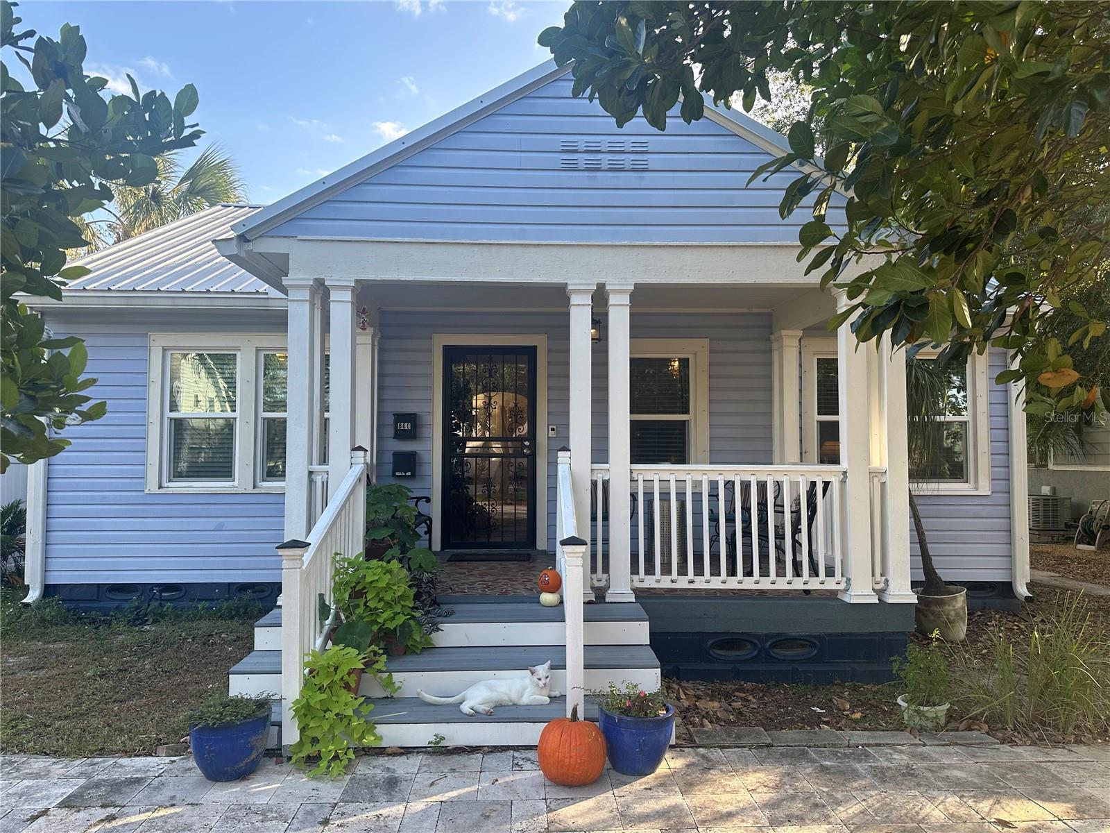860 19 AVE N, ST PETERSBURG, FL, 33704
