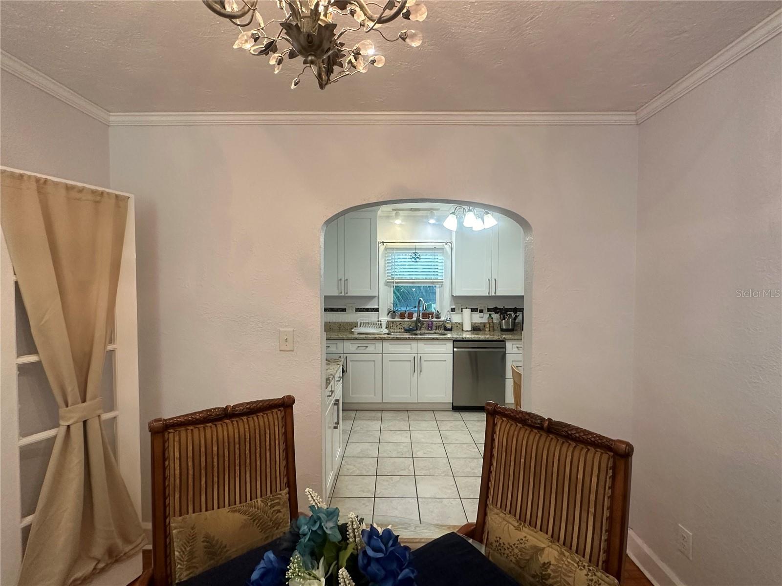 860 19 AVE N, ST PETERSBURG, FL, 33704