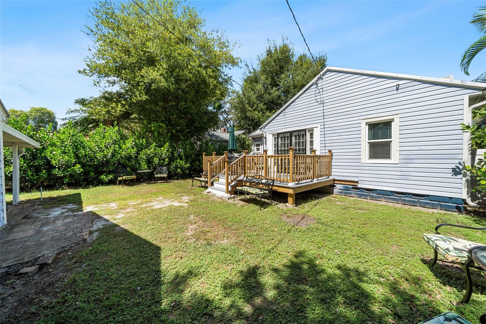 860 19 AVE N, ST PETERSBURG, FL, 33704