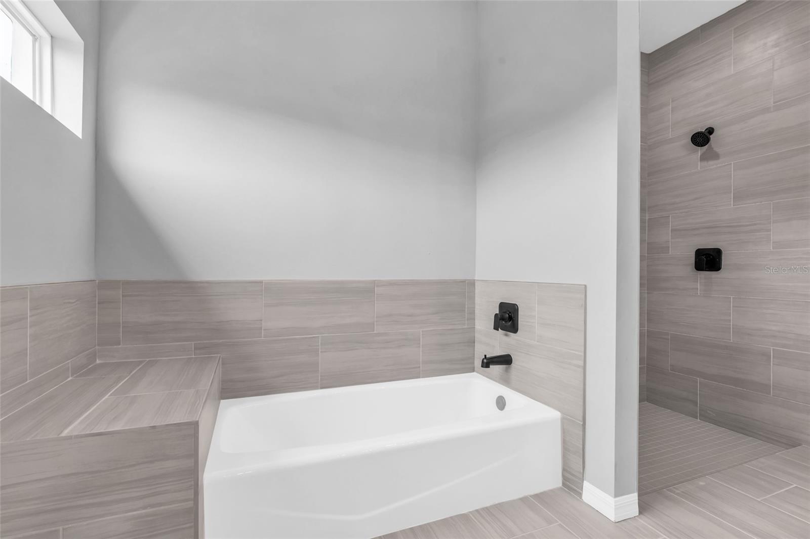 116 VENICE RD, ROTONDA WEST, FL, 33947