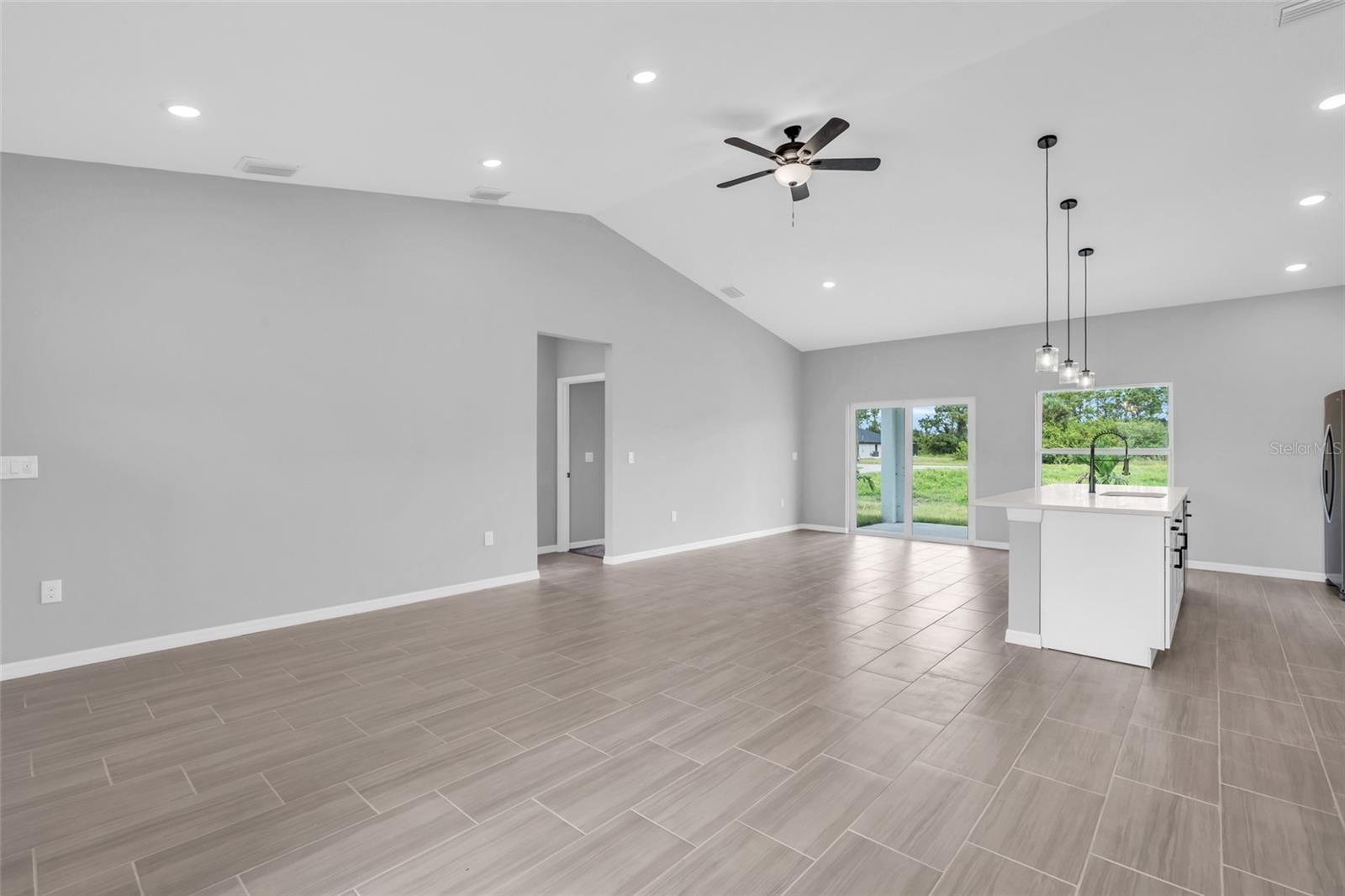 116 VENICE RD, ROTONDA WEST, FL, 33947