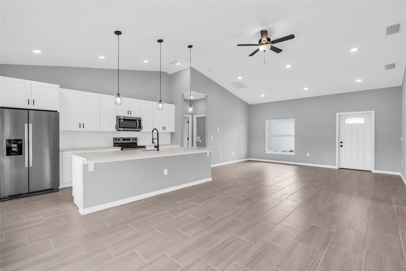 116 VENICE RD, ROTONDA WEST, FL, 33947